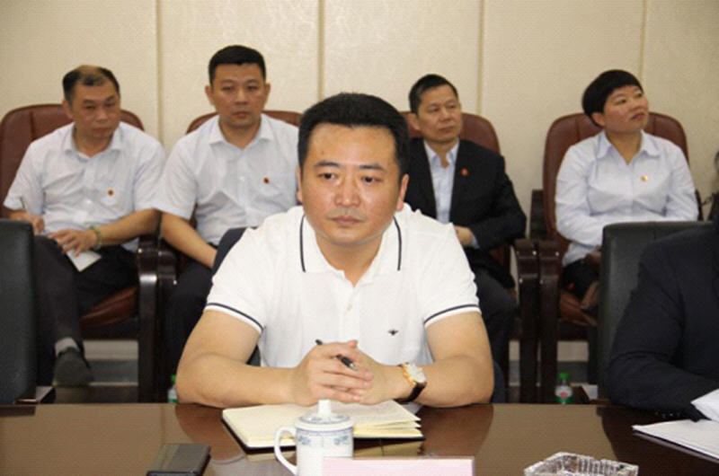 江西長運(yùn)黨委書記、董事長王曉到南昌長運(yùn)調(diào)研