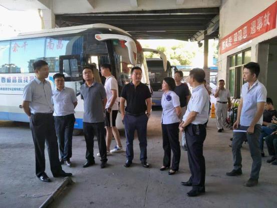 王曉視察青山、徐坊客運(yùn)站改造工程進(jìn)展情況