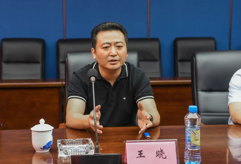 江西長運(yùn)與南昌市工傷和職工失業(yè)保險服務(wù)中心召開“彰顯省會擔(dān)當(dāng)，我們怎么干”企業(yè)研討專題會