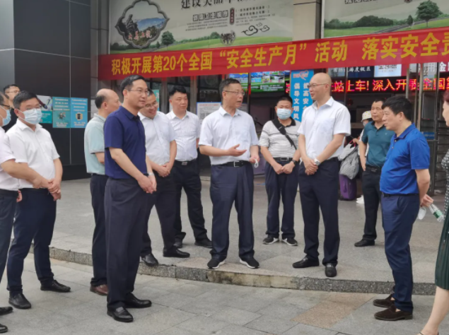 市人大常委會黨組書記、主任朱寅健一行調(diào)研上饒汽運