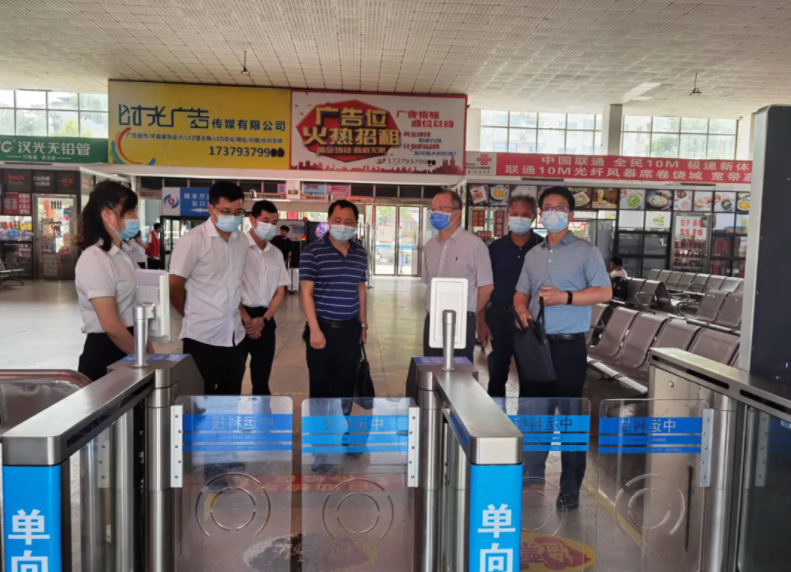 省交通廳安全督導檢查組檢查上饒汽運安全生產(chǎn)工作