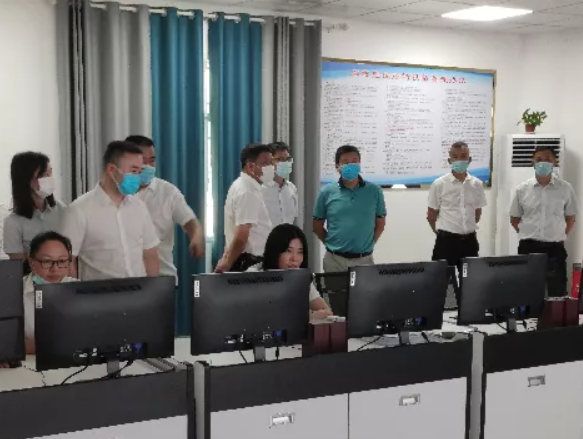 劉磊、占梁一行蒞臨貴溪長運 指導國慶節(jié)前安全生產(chǎn)、疫情防控、資產(chǎn)盤活等工作