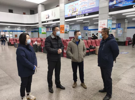 劉磊檢查指導青山客運站、徐坊客運站文明創(chuàng)建等工作