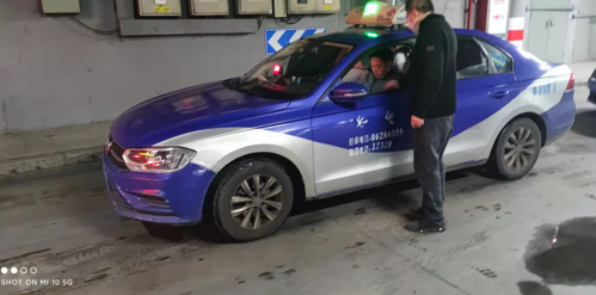 長(zhǎng)運(yùn)出租 開(kāi)展車(chē)輛排查 加強(qiáng)疫情防控宣傳教育