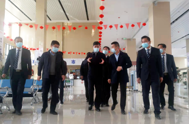 一線報(bào)道 || 上饒市領(lǐng)導(dǎo)蒞臨德興車(chē)站檢查指導(dǎo)工作