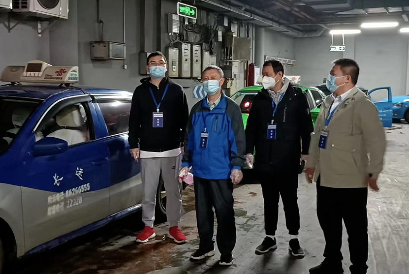 江西長(zhǎng)運(yùn)多家子公司開展節(jié)日安全生產(chǎn)、疫情防控督查工作