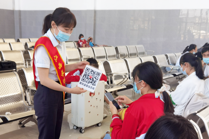 鄱陽(yáng)長(zhǎng)運(yùn)  開展“贛悅行”第四期品牌推廣宣傳活動(dòng)