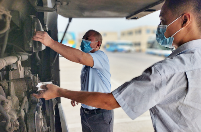 鄱陽長(zhǎng)運(yùn) 快客分公司開展節(jié)前安全生產(chǎn)大檢查