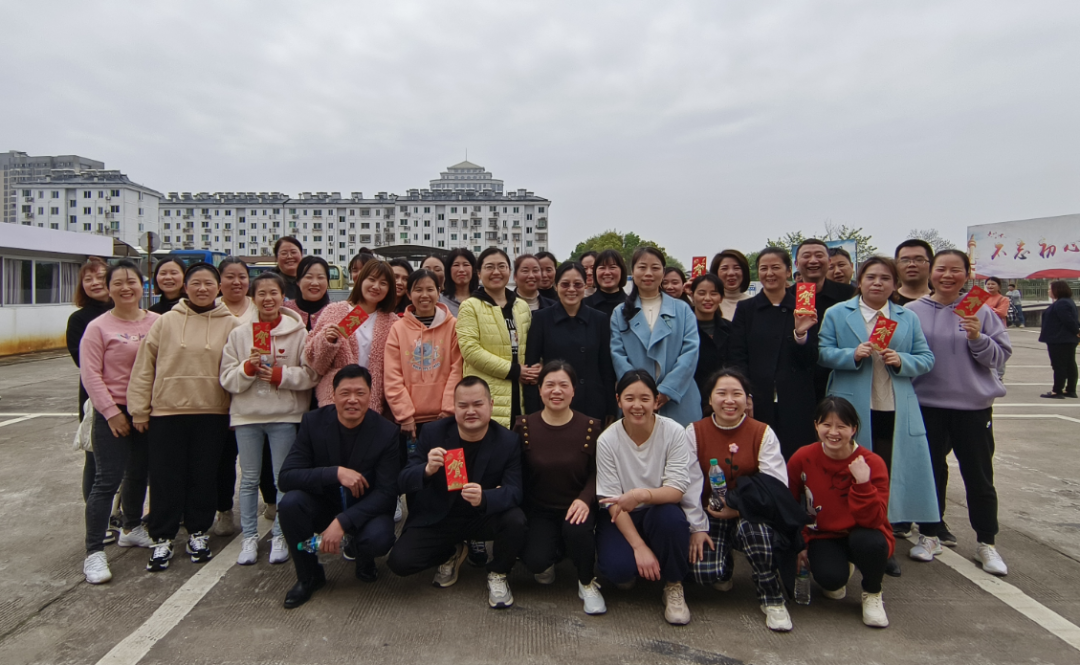 鷹潭長(zhǎng)運(yùn)、公交：工會(huì)組織開(kāi)展跳繩比賽