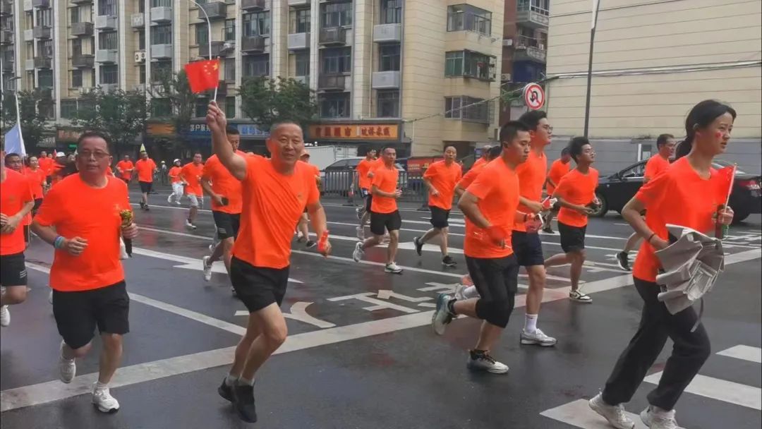 九江長運(yùn):用自己的方式 向黨的生日獻(xiàn)禮