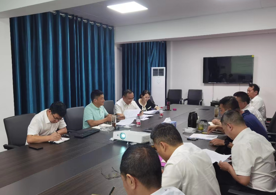 占梁一行蒞臨上饒汽運(yùn)調(diào)研廣豐區(qū)鎮(zhèn)村公交化改造項目