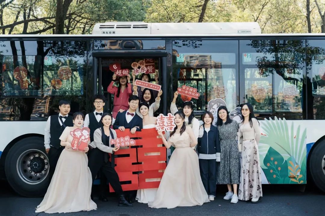 創(chuàng)新經(jīng)營 || 新余公交：婚車定制 低碳、節(jié)儉、有新意！