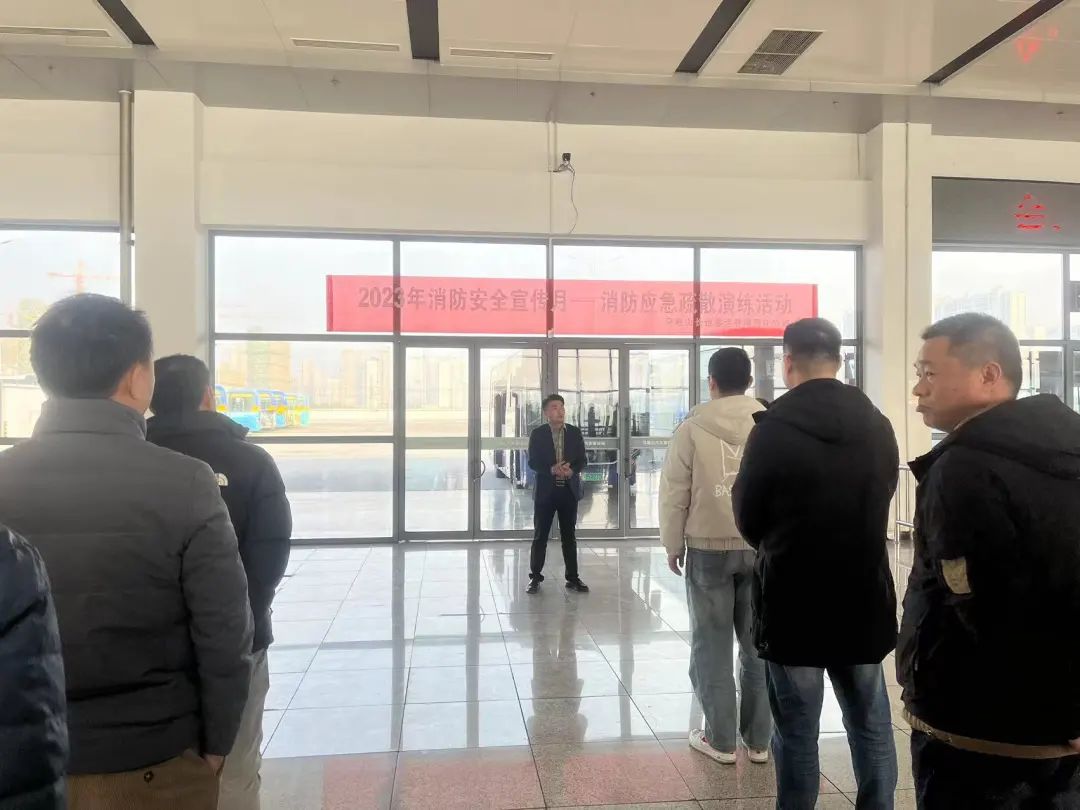 馬鞍山長客：開展冬季消防知識(shí)講座、消防應(yīng)急演練