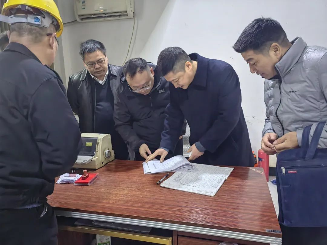 占梁一行檢查鄱陽長運、上饒汽運春運工作