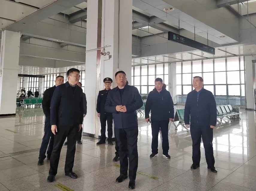 馬鞍山長(zhǎng)客：市政府領(lǐng)導(dǎo)檢查馬鞍山汽車客運(yùn)站文明創(chuàng)建工作