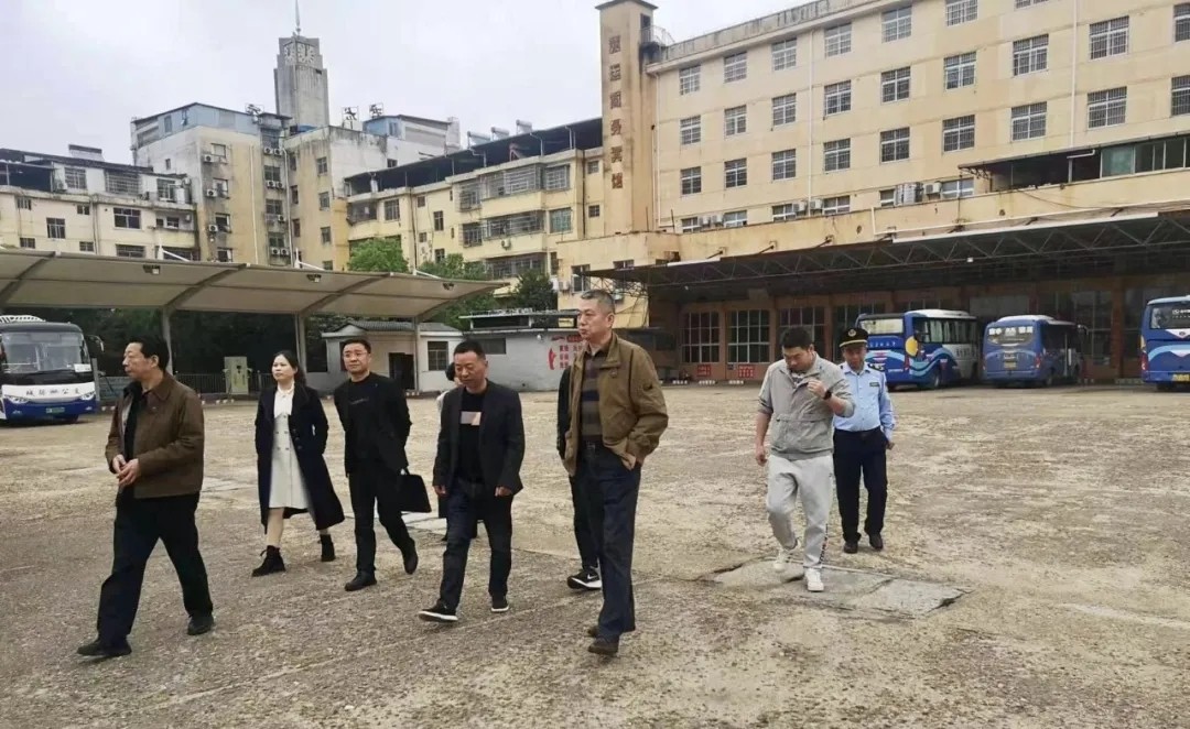 撫州長運(yùn) 市交通執(zhí)法大隊(duì)深入黎川分公司開展安全執(zhí)法檢查