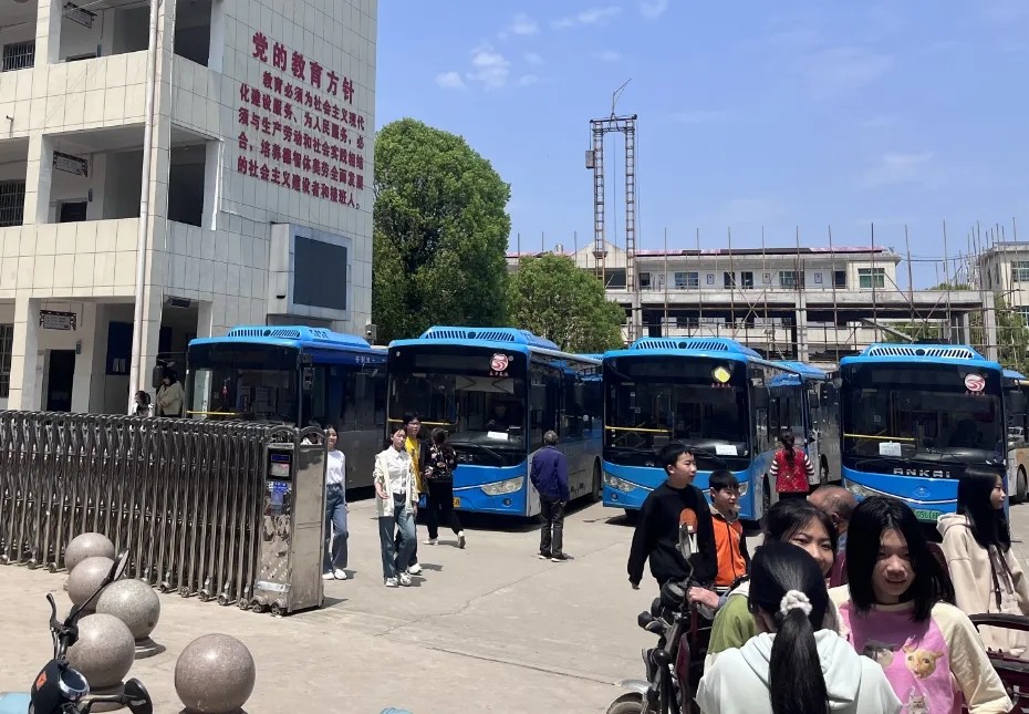 景德鎮(zhèn)長運:樂平公交圓滿完成灣頭中學體育中考包車任務