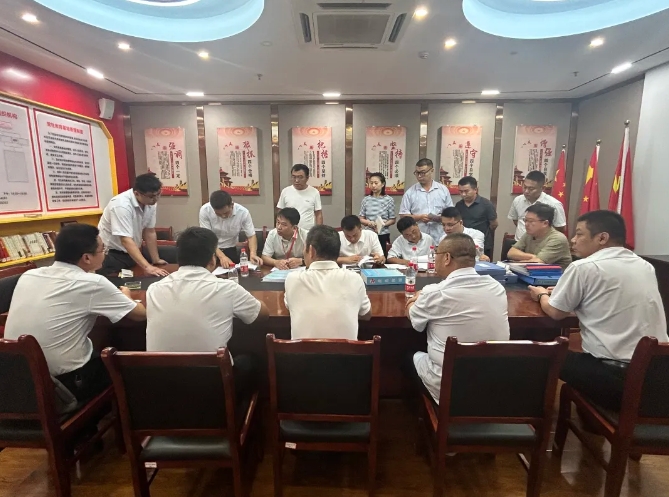 都市城際公交 南昌交投集團安全專家檢查組檢查安全、機務(wù)工作