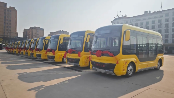 新余公交:40臺新純電動公交車投入運營