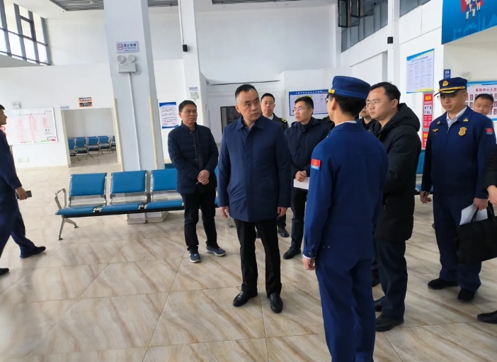 萍鄉(xiāng)長運(yùn)：上栗縣領(lǐng)導(dǎo)督導(dǎo)萍鄉(xiāng)長運(yùn)安全生產(chǎn)工作