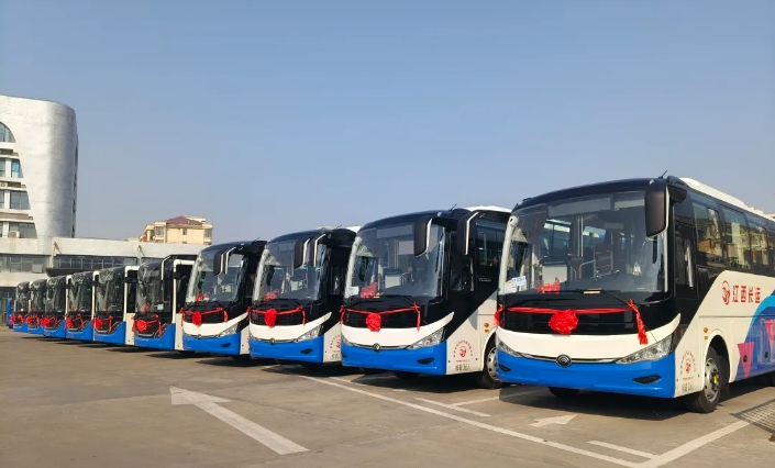 撫州長運:新車上線 提升出行服務質量