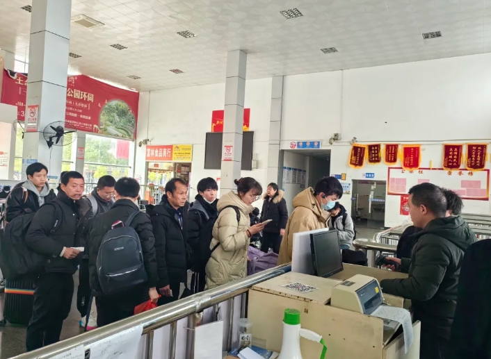 撫州長運：廣昌分公司多措并舉 積極應(yīng)對返程客流高峰