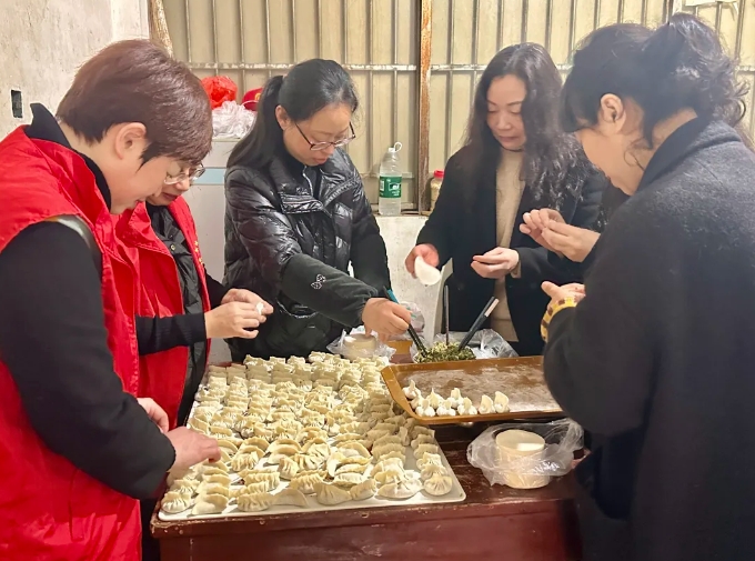 撫州長運(yùn):攜手社區(qū)共建 開展女職工活動