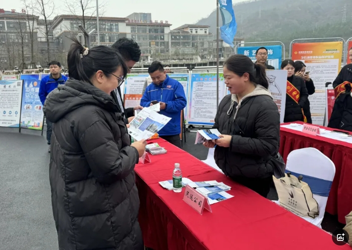 九江長(zhǎng)運(yùn) 保障消費(fèi)權(quán)益 助力旅客安心出行