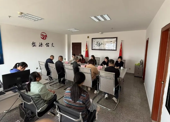 婺源公交：股份財務(wù)部在婺源公交開展財務(wù)檢查