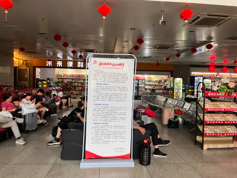 都市城際公交：以文明行動，繪就英雄城新名片