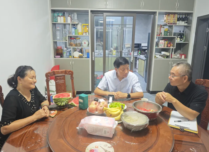 九江長(zhǎng)運(yùn) 德安公司開(kāi)展家訪活動(dòng)