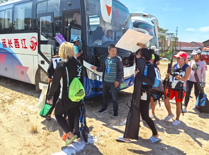 吉安公司：萬安長運圓滿完成2025中國皮劃艇巡回賽運輸保障任務