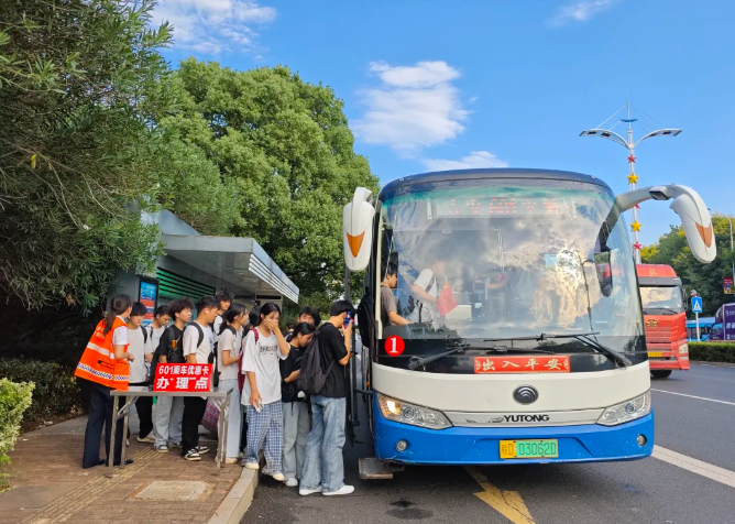 吉安長(zhǎng)運(yùn)：長(zhǎng)福公司護(hù)航“雙節(jié)” 安全與服務(wù)并行不怠