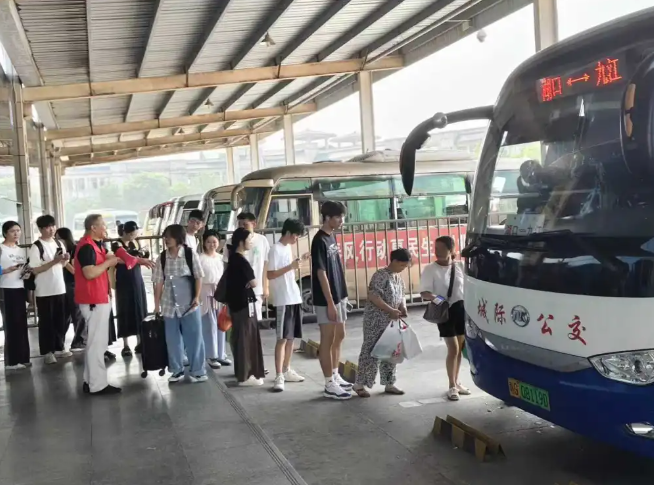 九江長(zhǎng)運(yùn)：湖口公司圓滿完成“雙節(jié)”期間運(yùn)輸保障任務(wù)