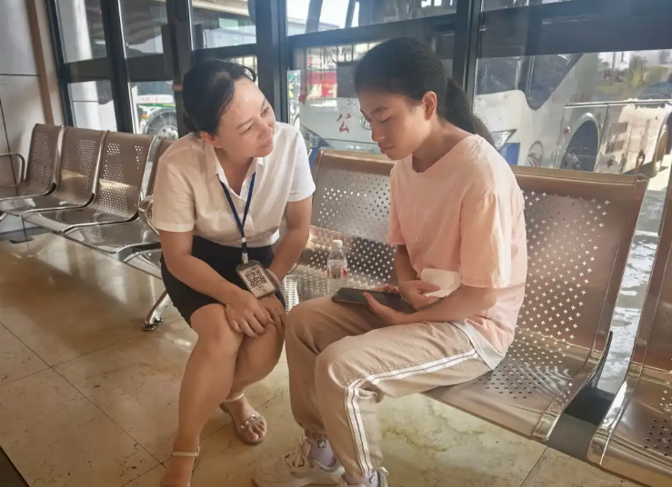 暖新聞 || ?撫州長(zhǎng)運(yùn)：別怕，我們會(huì)幫你