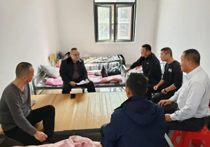 都市城際公交 旅游客運(yùn)分公司開展慰問檢查